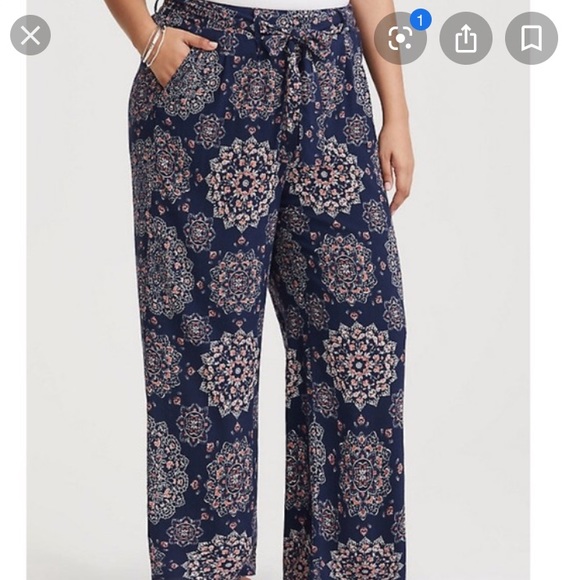 torrid Pants - Torrid size 1 pants